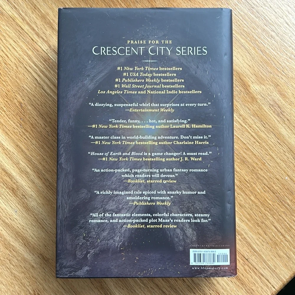 House of Flame and Shadow by Sarah J. Maas - Picture 2 of 3